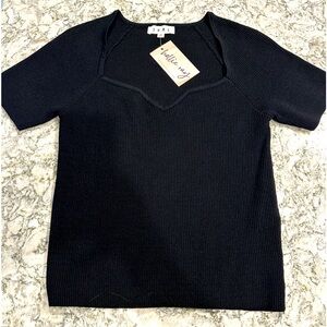 Black Top short sleeves